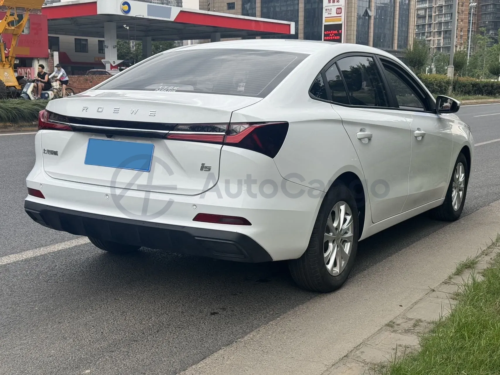 2023 Roewe i5 1.5L 129HP L4 5MT,autocango,china used car exporter,china ev exporter,chinese used car exporter,chinese used ev exporter