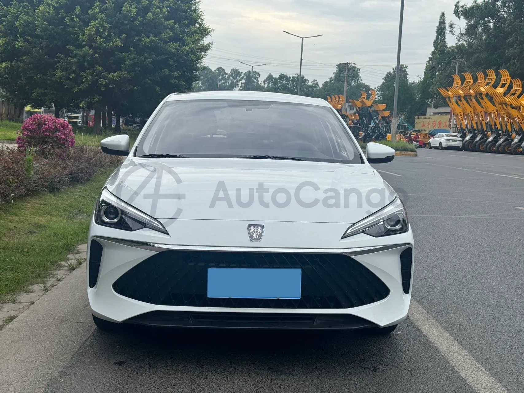 2023 Roewe i5 1.5L 129HP L4 5MT,autocango,china used car exporter,china ev exporter,chinese used car exporter,chinese used ev exporter