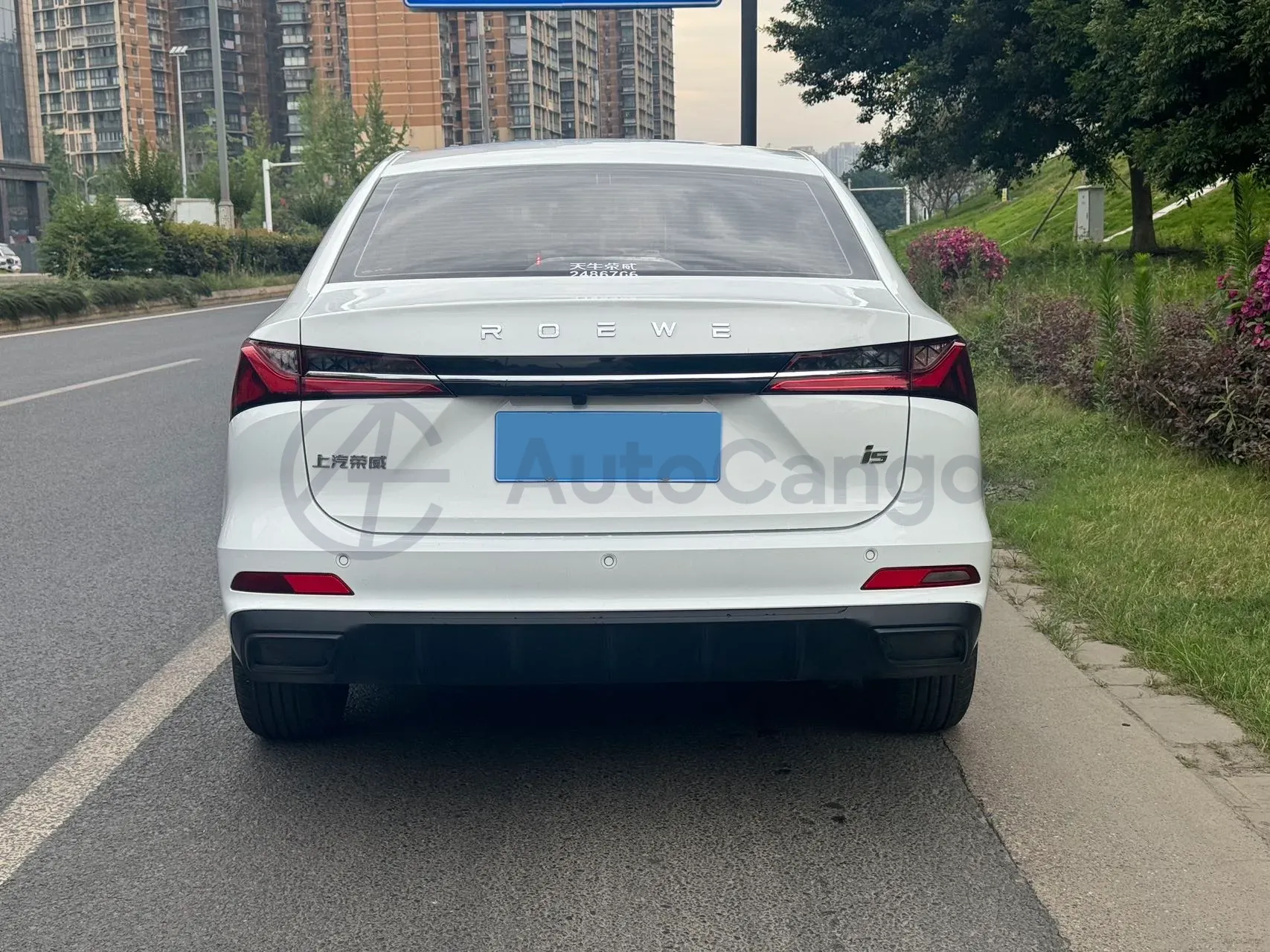 2023 Roewe i5 1.5L 129HP L4 5MT,autocango,china used car exporter,china ev exporter,chinese used car exporter,chinese used ev exporter