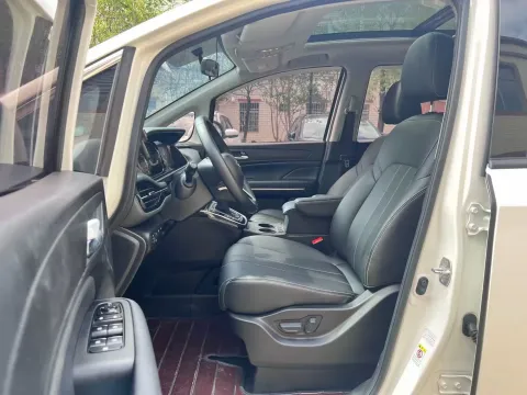 2021 GAC Trumpchi M6 1.5T 169HP L4 7DCT,autocango,china used car exporter,china ev exporter,chinese used car exporter,chinese used ev exporter