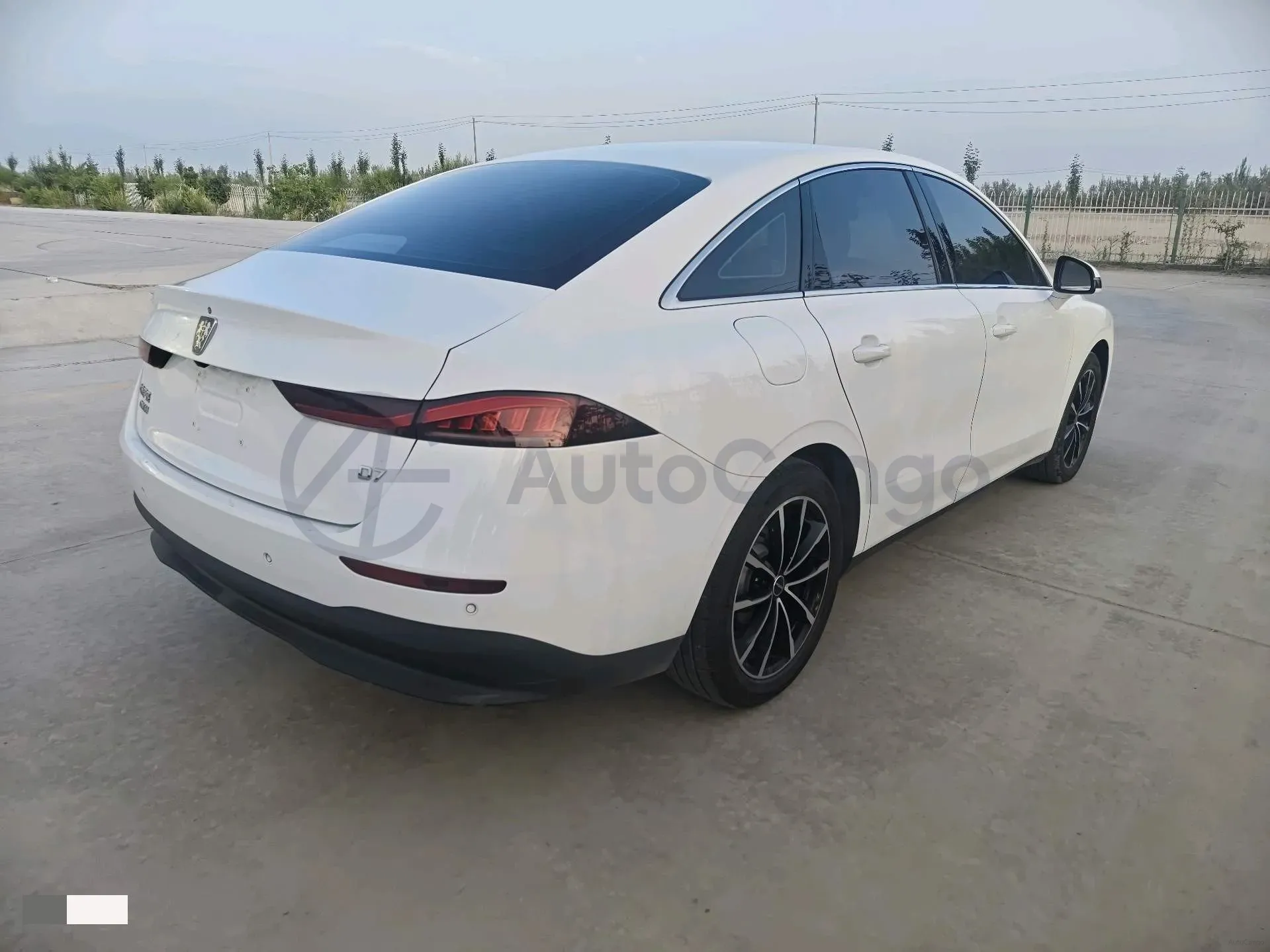 2025 Roewe D7 1.5L 112HP L4 1DHT PHEV 19.7KWH,autocango,china used car exporter,china ev exporter,chinese used car exporter,chinese used ev exporter