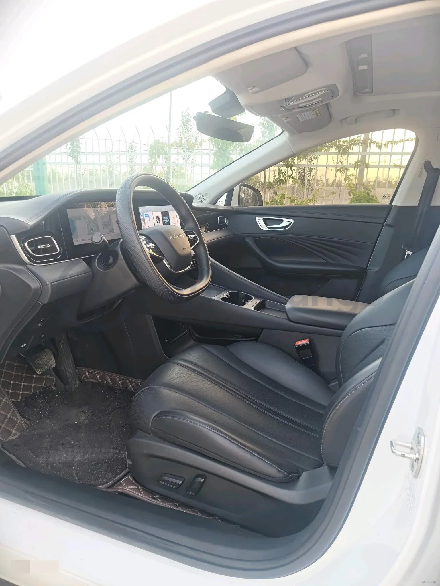 2025 Roewe D7 1.5L 112HP L4 1DHT PHEV 19.7KWH,autocango,china used car exporter,china ev exporter,chinese used car exporter,chinese used ev exporter