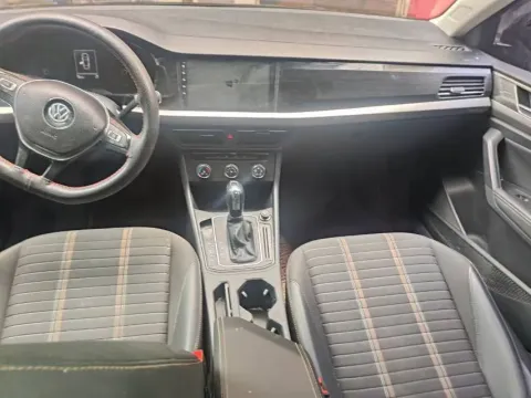 2018 Skoda Karoq 1.4T 150HP L4 7DCT,autocango,china used car exporter,china ev exporter,chinese used car exporter,chinese used ev exporter