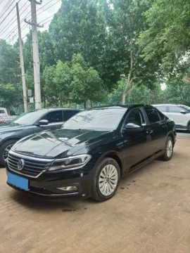 2018 Skoda Karoq 1.4T 150HP L4 7DCT,autocango,china used car exporter,china ev exporter,chinese used car exporter,chinese used ev exporter
