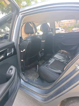 2021 Roewe i5 1.5L 120HP L4 5MT