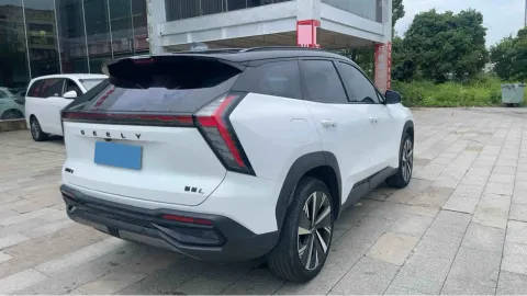 2023 Geely StarRay 1.5T 181HP L4 7DCT,autocango,china used car exporter,china ev exporter,chinese used car exporter,chinese used ev exporter