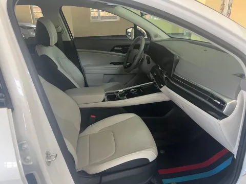 2025 Kia Sportage 1.5T 200HP L4 8AT