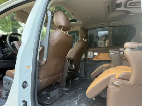 2024 Toyota Sienna 2.5L 189HP L4 E-CVT Hybrid
