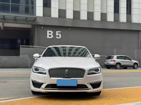 2019 BMW X2 1.5T 140HP L3 7DCT,autocango,china used car exporter,china ev exporter,chinese used car exporter,chinese used ev exporter