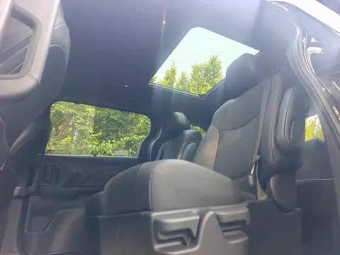 2024 Toyota Granvia 2.5L 189HP L4 E-CVT Hybrid
