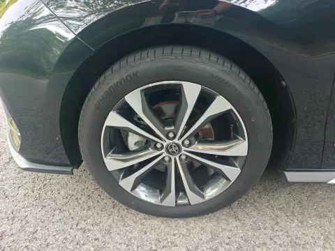 2024 Toyota Granvia 2.5L 189HP L4 E-CVT Hybrid