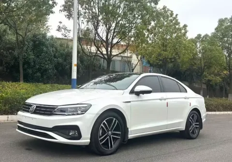 2021 VOLKSWAGEN SAGITAR,autocango,china used car exporter,china ev exporter,chinese used car exporter,chinese used ev exporter