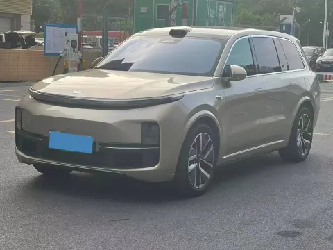 2022 LI L9,autocango,china used car exporter,china ev exporter,chinese used car exporter,chinese used ev exporter