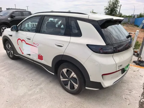 2025 BYD Sea Lion 05 EV BEV