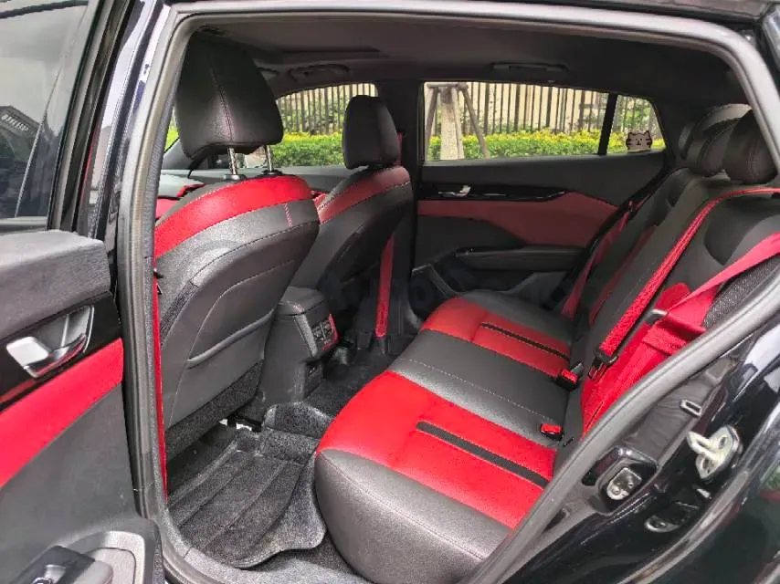 2021 DongFeng Aeolus YiXuan 1.5T 150HP L4 6DCT,autocango,china used car exporter,china ev exporter,chinese used car exporter,chinese used ev exporter