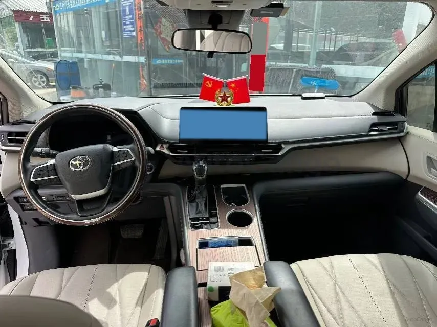 2024 Toyota Sienna 2.5L 189HP L4 E-CVT Hybrid,autocango,china used car exporter,china ev exporter,chinese used car exporter,chinese used ev exporter