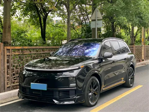 2023 LI L8,autocango,china used car exporter,china ev exporter,chinese used car exporter,chinese used ev exporter