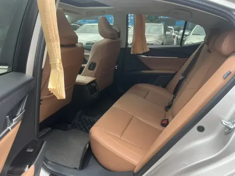 2024 Toyota Camry 2.0L 173HP L4 CVT