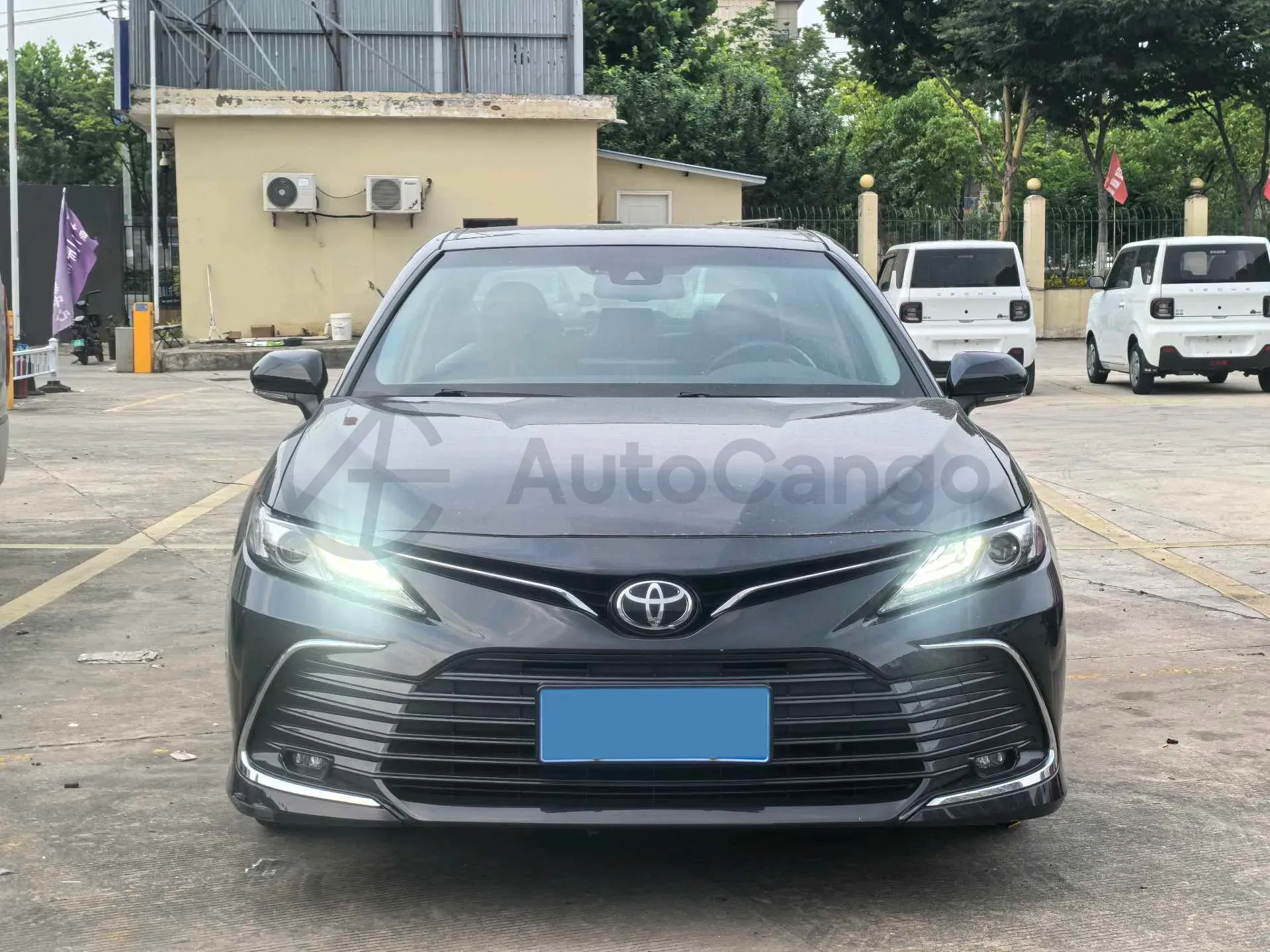 2021 Toyota Camry 2.5L 209HP L4 8AT,autocango,china used car exporter,china ev exporter,chinese used car exporter,chinese used ev exporter