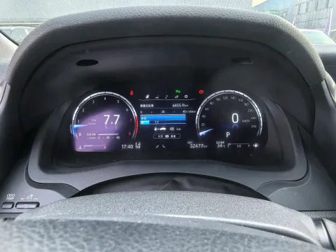 2021 Toyota Camry 2.5L 209HP L4 8AT