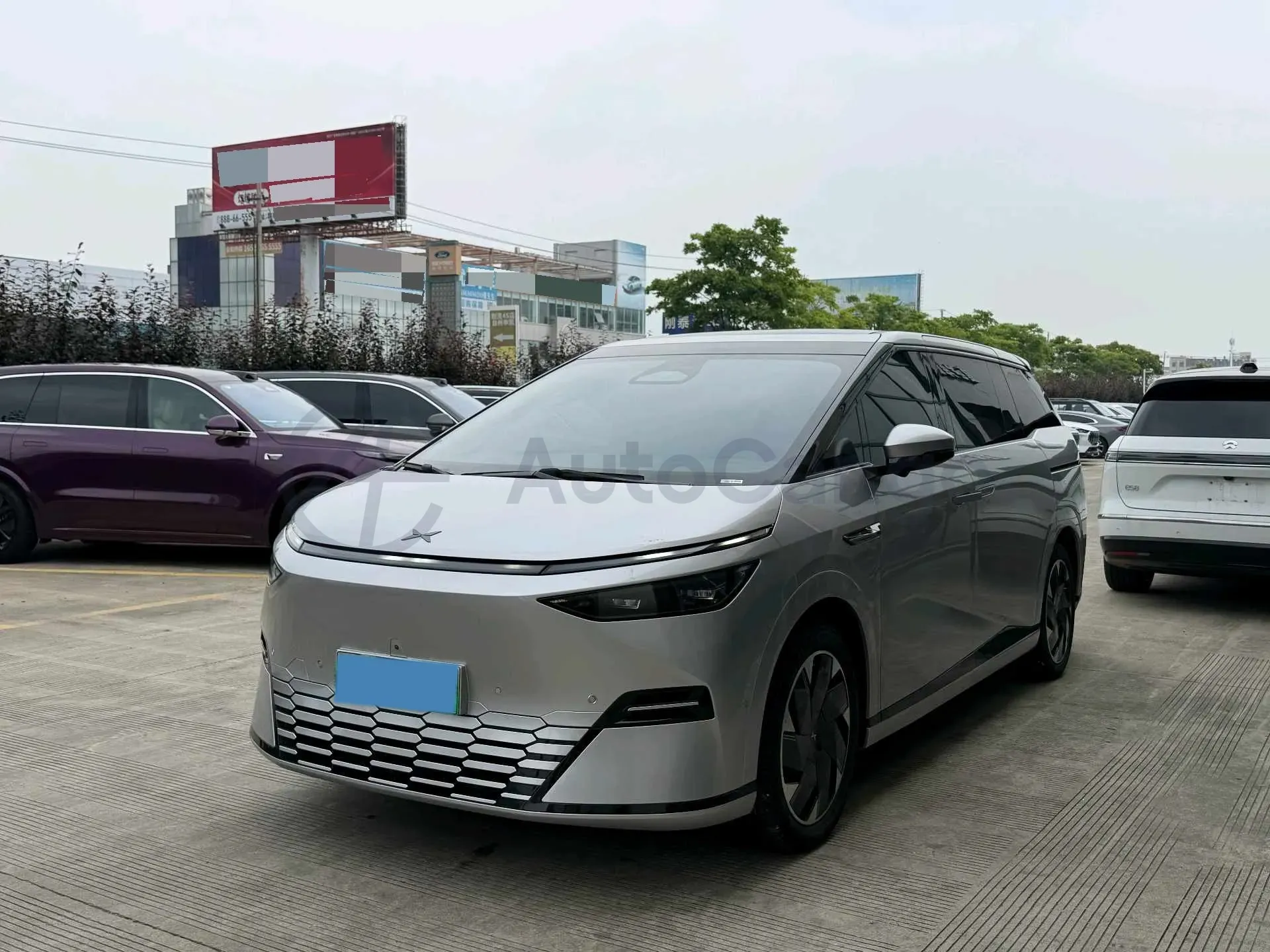 2025 Xpeng X9 BEV,autocango,china used car exporter,china ev exporter,chinese used car exporter,chinese used ev exporter