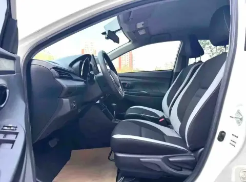 2022 Toyota Yaris L 1.5L 112HP L4 CVT,autocango,china used car exporter,china ev exporter,chinese used car exporter,chinese used ev exporter