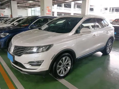 2019 LAND ROVER DISCOVERY SPORT,autocango,china used car exporter,china ev exporter,chinese used car exporter,chinese used ev exporter