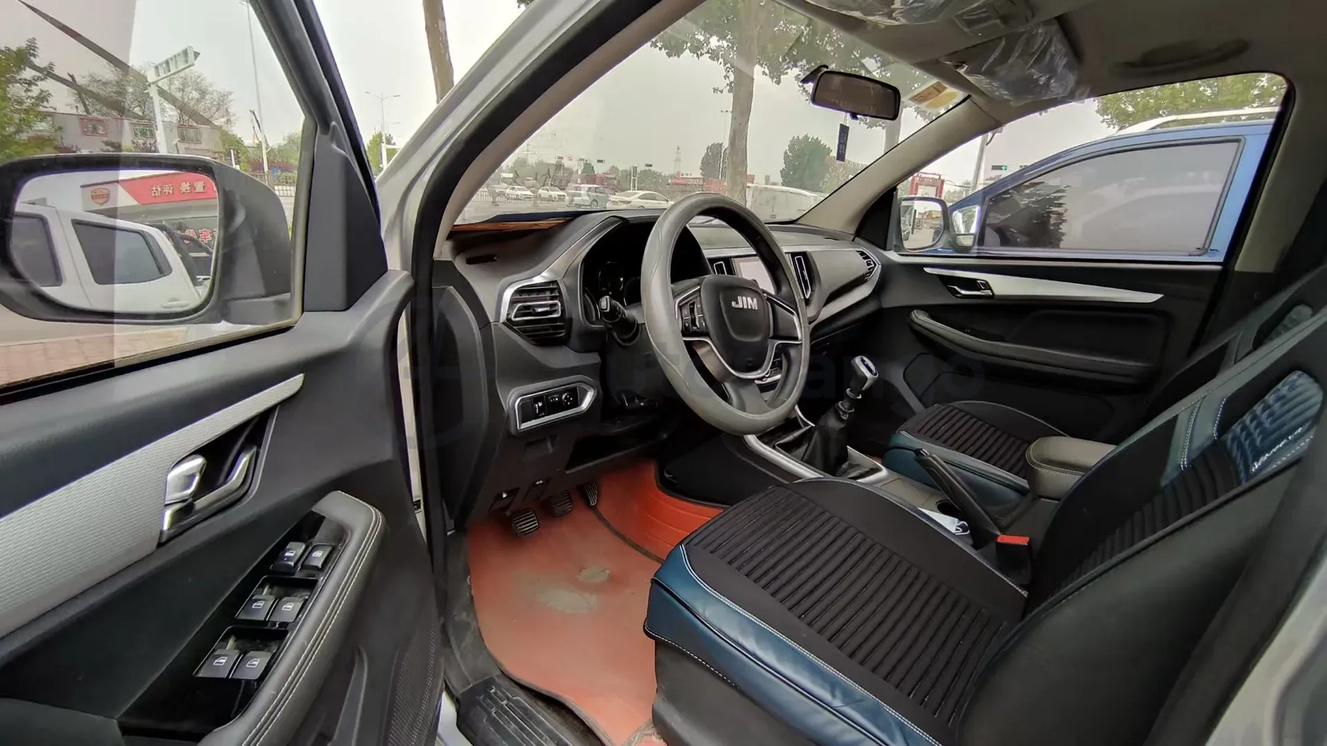 2020 Isuzu RE-MAX Jim 2.5T 150HP L4 6MT,autocango,china used car exporter,china ev exporter,chinese used car exporter,chinese used ev exporter