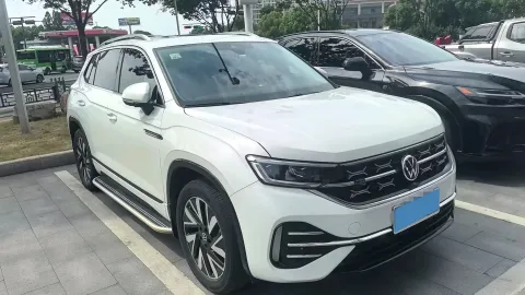 2024 Volkswagen Tayron 2.0T 186HP L4 7DCT