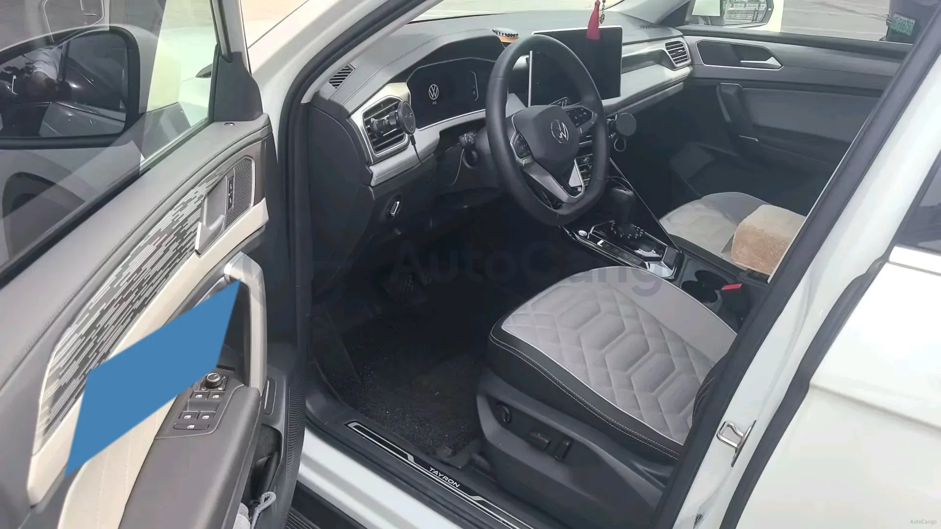 2024 Volkswagen Tayron 2.0T 186HP L4 7DCT,autocango,china used car exporter,china ev exporter,chinese used car exporter,chinese used ev exporter