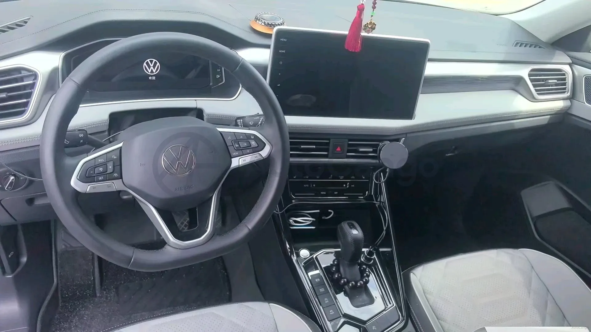 2024 Volkswagen Tayron 2.0T 186HP L4 7DCT,autocango,china used car exporter,china ev exporter,chinese used car exporter,chinese used ev exporter