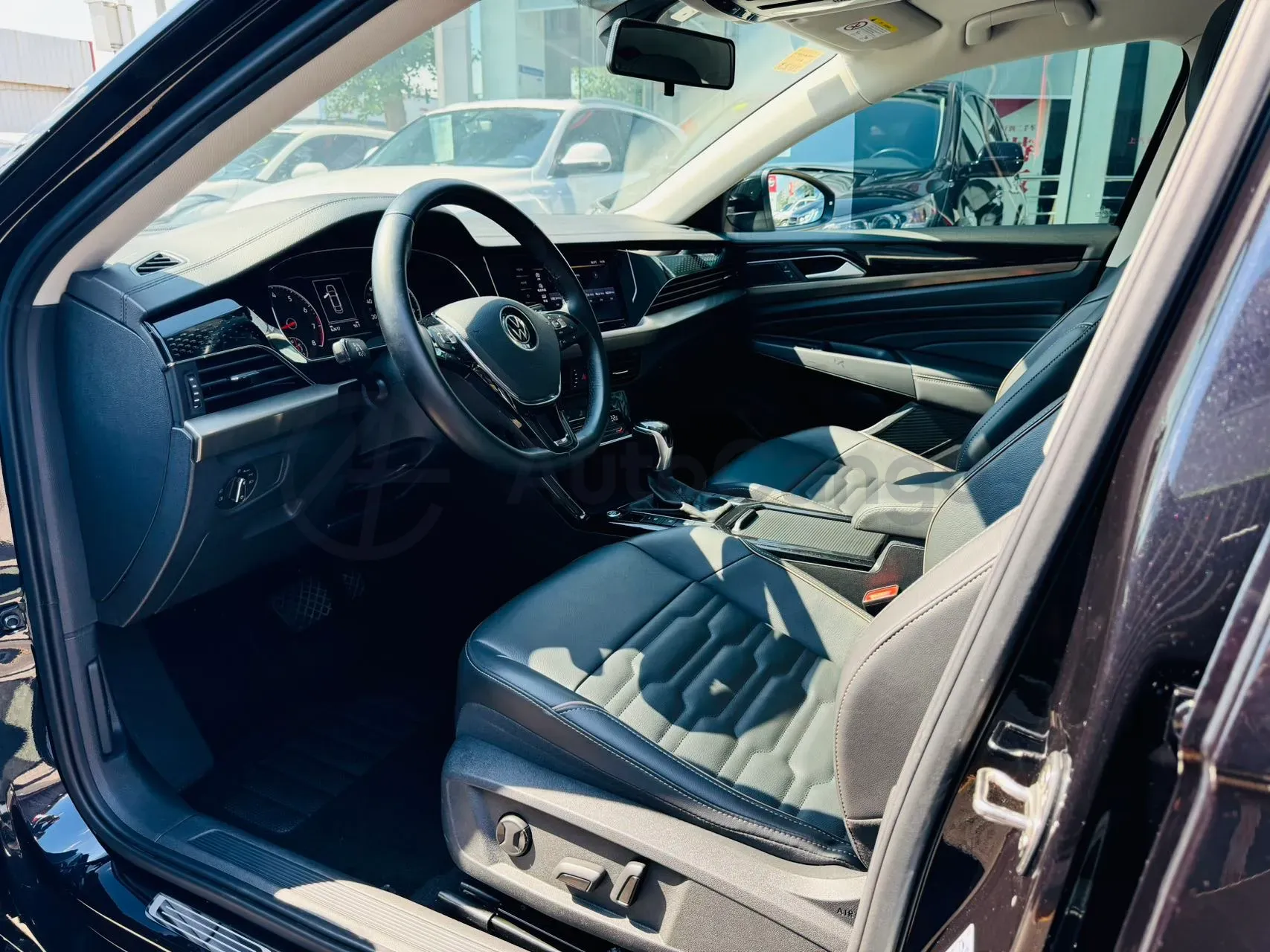 2020 Volkswagen Passat 2.0T 186HP L4 7DCT,autocango,china used car exporter,china ev exporter,chinese used car exporter,chinese used ev exporter