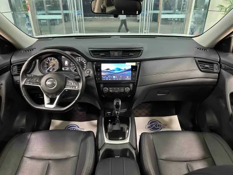 2022 Nissan X-Trail 2.0L 151HP L4 CVT,autocango,china used car exporter,china ev exporter,chinese used car exporter,chinese used ev exporter