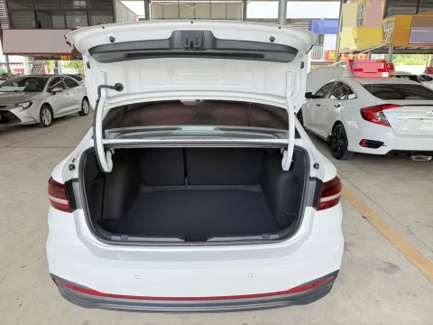 2023 Volkswagen Lavida 1.5L 113HP L4 6AT