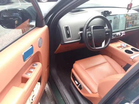 2024 Land Rover Range Rover Evoque 1.5T 200HP L3 8AT PHEV 15.5KWH