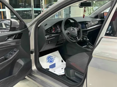2021 Volkswagen Bora 1.5L 113HP L4 6AT,autocango,china used car exporter,china ev exporter,chinese used car exporter,chinese used ev exporter