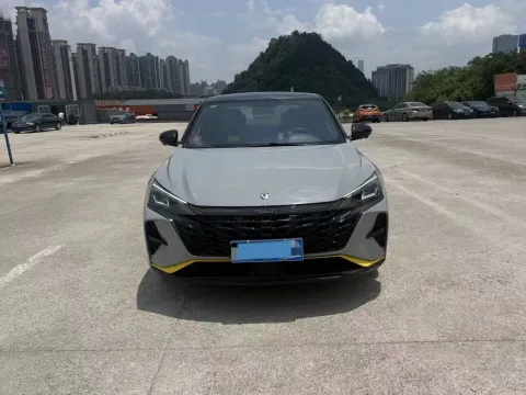 2023 DongFeng Aeolus YiXuan 1.5T 197HP L4 6DCT