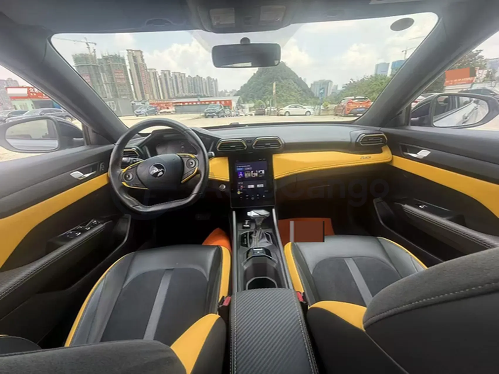 2023 DongFeng Aeolus YiXuan 1.5T 197HP L4 6DCT,autocango,china used car exporter,china ev exporter,chinese used car exporter,chinese used ev exporter
