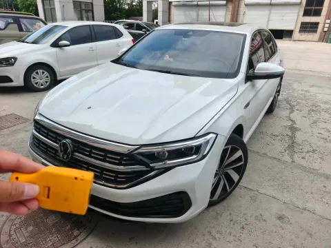 2024 VOLKSWAGEN SAGITAR,autocango,china used car exporter,china ev exporter,chinese used car exporter,chinese used ev exporter