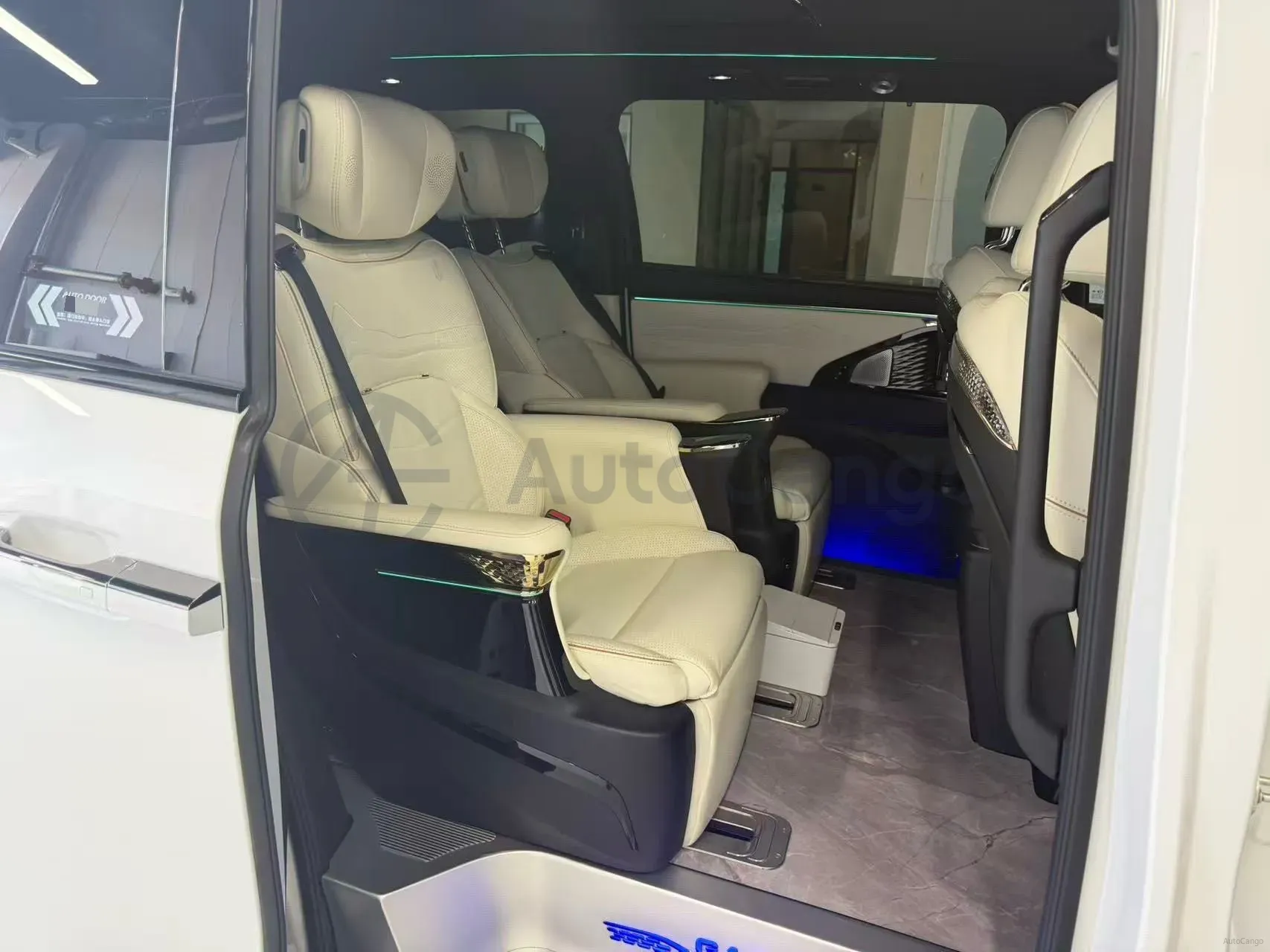 2023 GAC Trumpchi M8 2.0T 252HP L4 8AT,autocango,china used car exporter,china ev exporter,chinese used car exporter,chinese used ev exporter