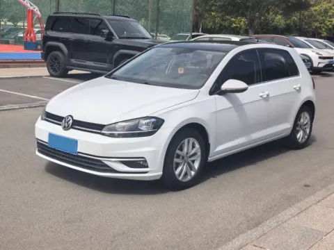 2019 VOLKSWAGEN GOLF,autocango,china used car exporter,china ev exporter,chinese used car exporter,chinese used ev exporter
