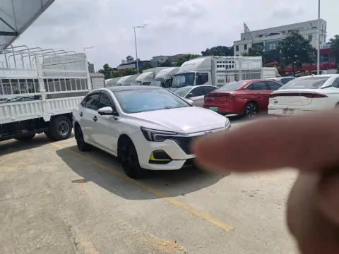 2022 JMC YuHu 7 2.0T 141HP L4 8AT,autocango,china used car exporter,china ev exporter,chinese used car exporter,chinese used ev exporter