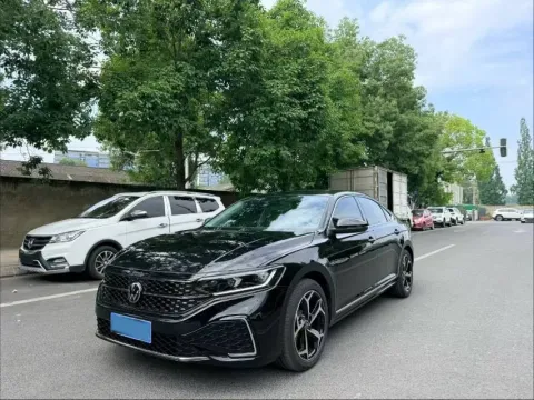 2024 VOLKSWAGEN PASSAT,autocango,china used car exporter,china ev exporter,chinese used car exporter,chinese used ev exporter