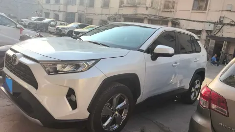 2022 TOYOTA RAV4,autocango,china used car exporter,china ev exporter,chinese used car exporter,chinese used ev exporter