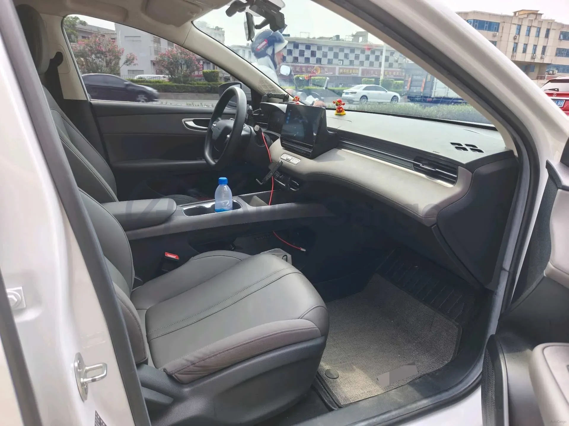 2025 Roewe D6 BEV,autocango,china used car exporter,china ev exporter,chinese used car exporter,chinese used ev exporter