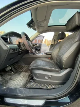 2022 HongQi HS5 2.0T 224HP L4 6AT