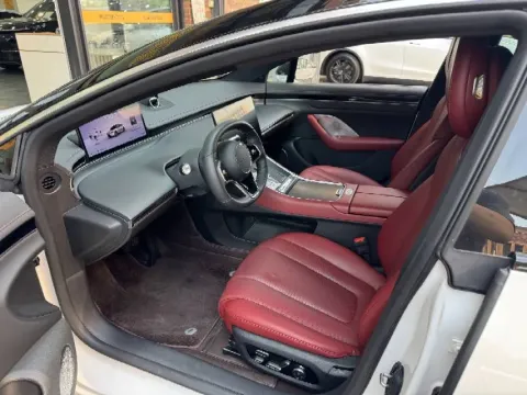 2024 HIMA S7 BEV 82KWH
