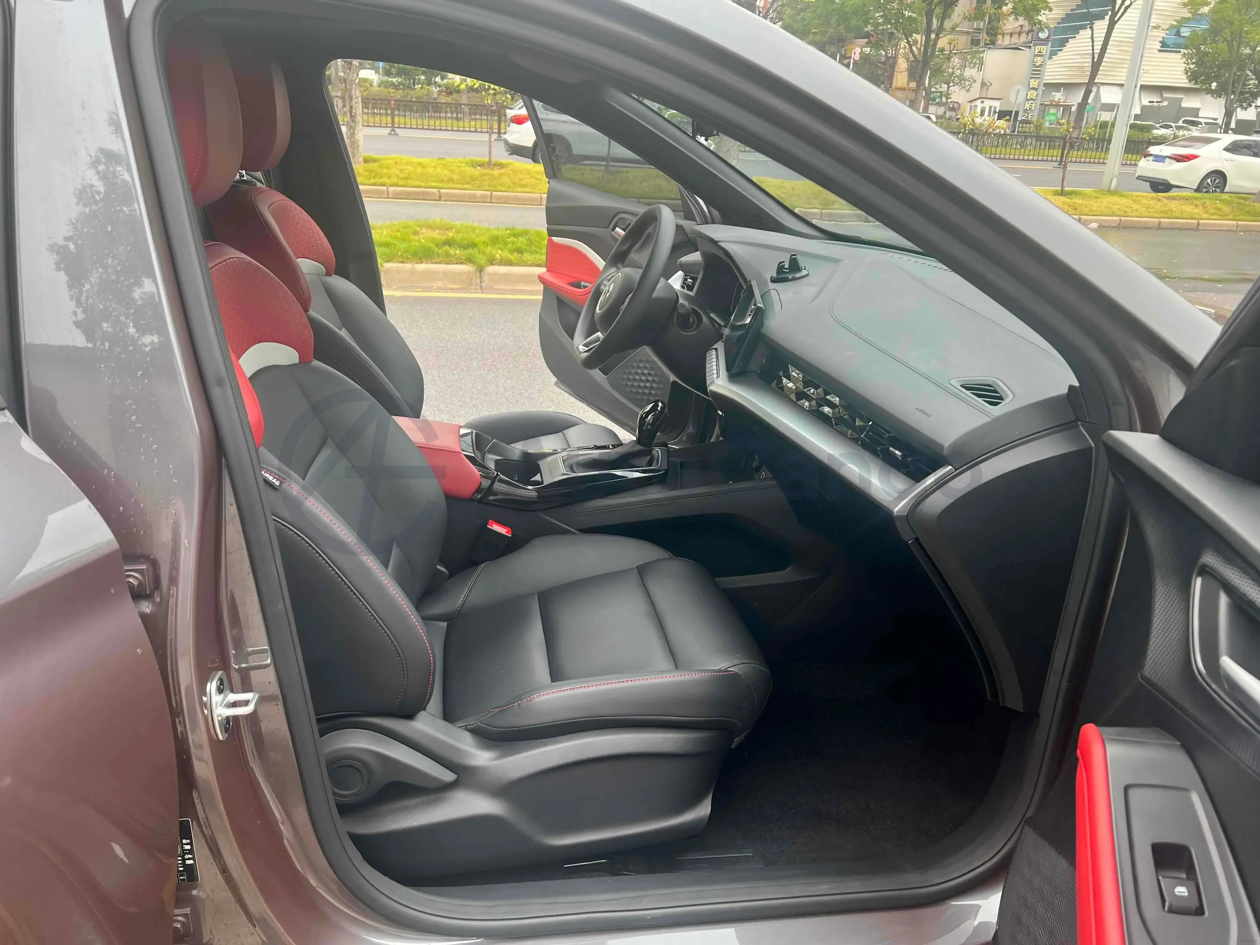 2021 MG 5 1.5L 120HP L4 CVT,autocango,china used car exporter,china ev exporter,chinese used car exporter,chinese used ev exporter