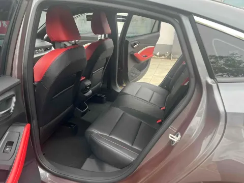 2021 MG 5 1.5L 120HP L4 CVT