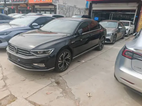 2020 VOLKSWAGEN MAGOTAN,autocango,china used car exporter,china ev exporter,chinese used car exporter,chinese used ev exporter